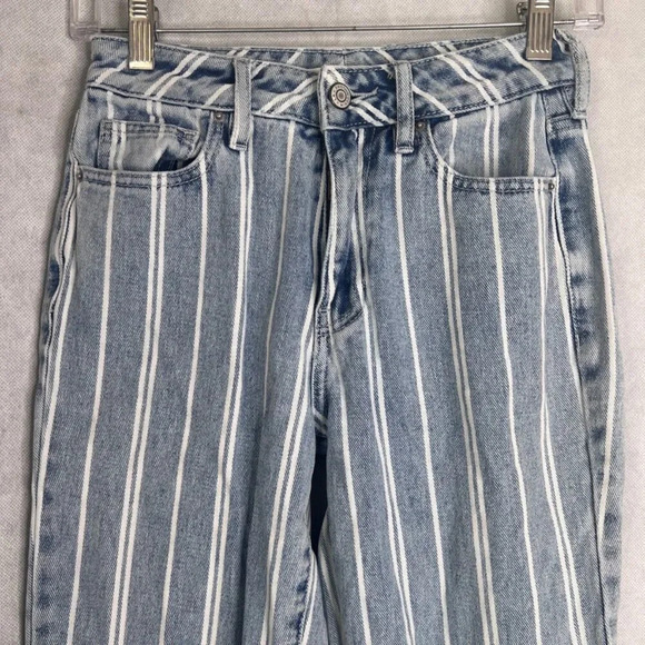 Pacsun Window Pane Striped Light Wash White Stripe Mom Jeans Size 23 Small - Picture 4 of 9